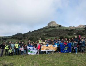 Relâcher des deux vautours fauves Jana et Tempestosa en Sardaigne 